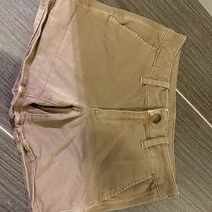 Kayki shorts, can be rolled or stay unrolled